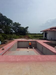piscina-casa-51-roy-01