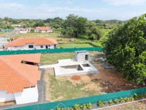 piscina-casa-52-roy-03